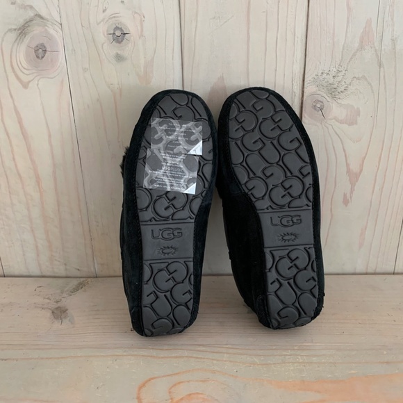 UGG DAKOTA DOUBLE BOW SLIPPERS - Picture 8 of 8